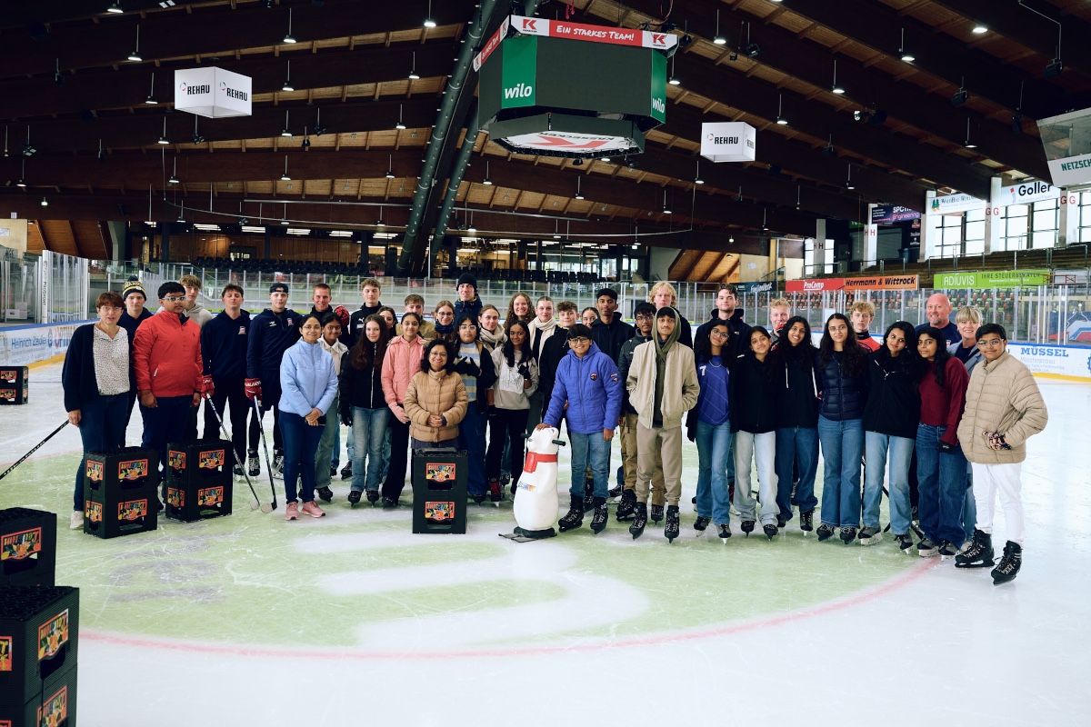 Eishockey – Indische Schüler Zu Gast In Der NETZSCH Arena